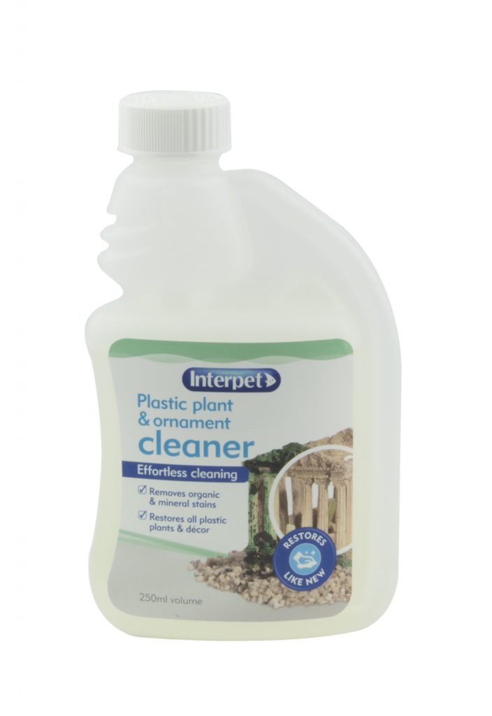 Plastic plant and ornament cleaner